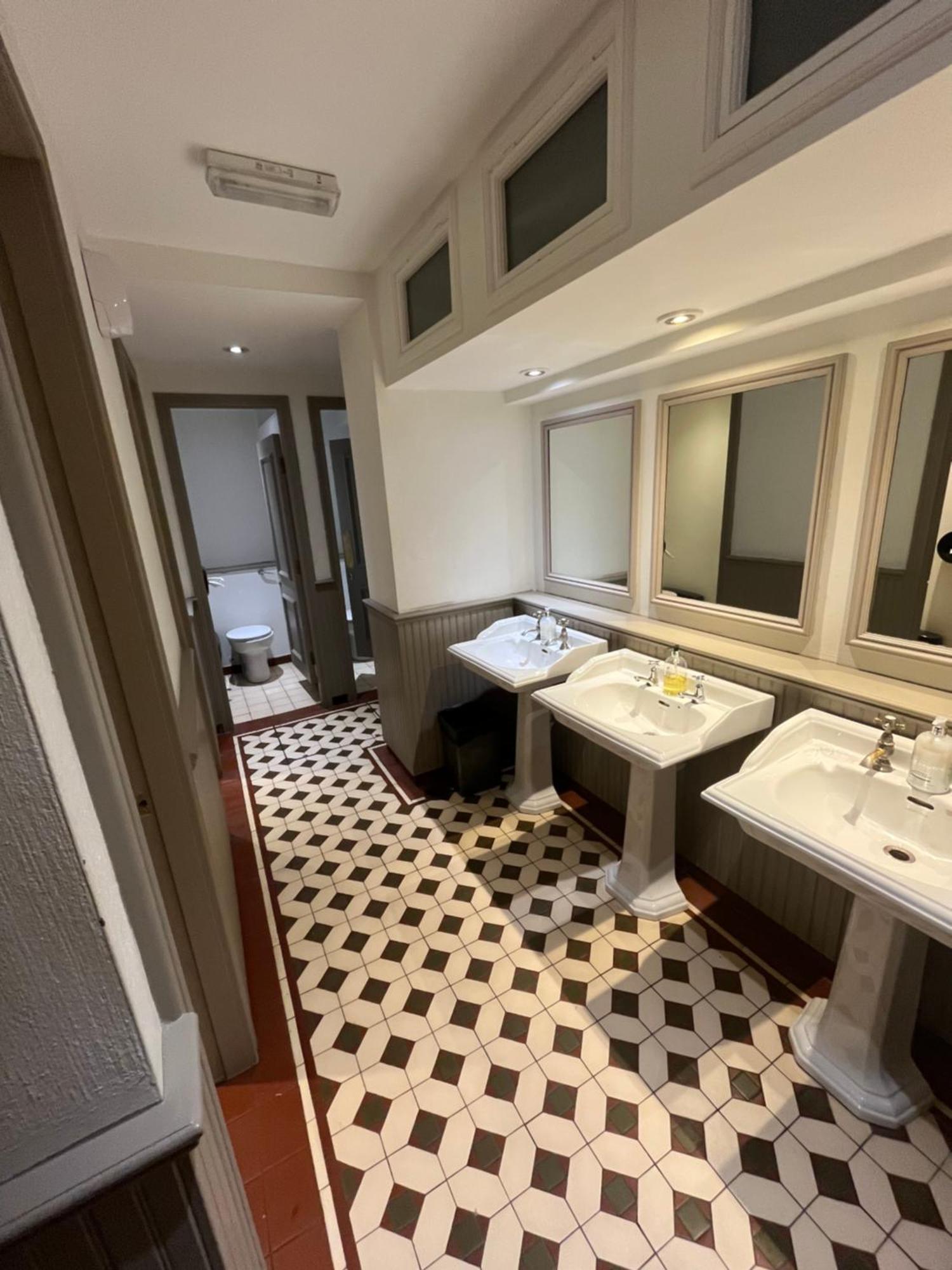 The Globe Inn Абердин Экстерьер фото